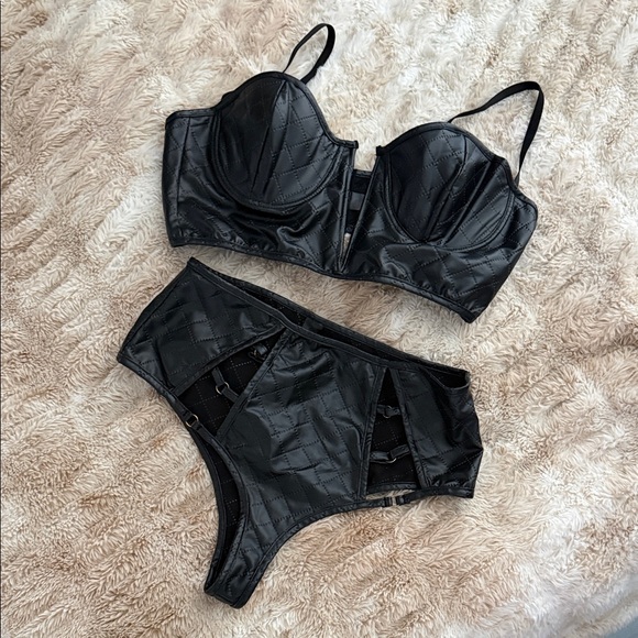 Frederick's of Hollywood Other - Frederick's of Hollywood Eliza Kate Vegan Leather Quilted Bra Set - NWOT - M